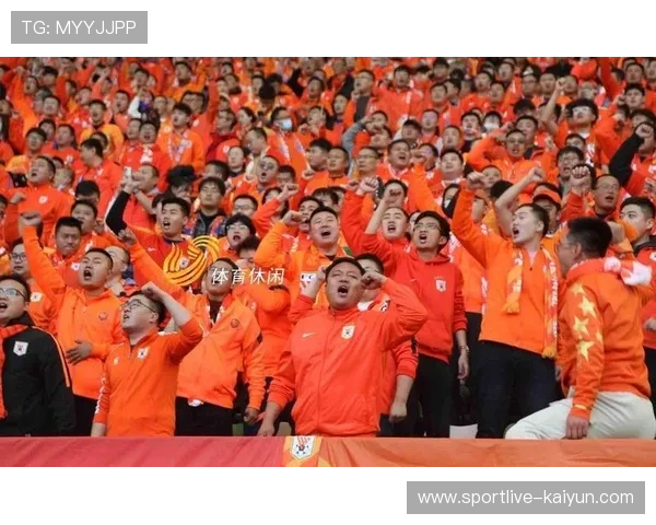 中超联赛口号一起登场：球迷助力，共同见证中国足球的新辉煌