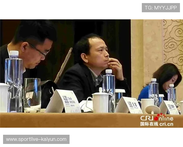 VAR判罚尺度统一研讨会召开 各队主帅齐聚共同探讨 VAR判罚尺度统一研讨会召开 各队主帅齐聚共同探讨