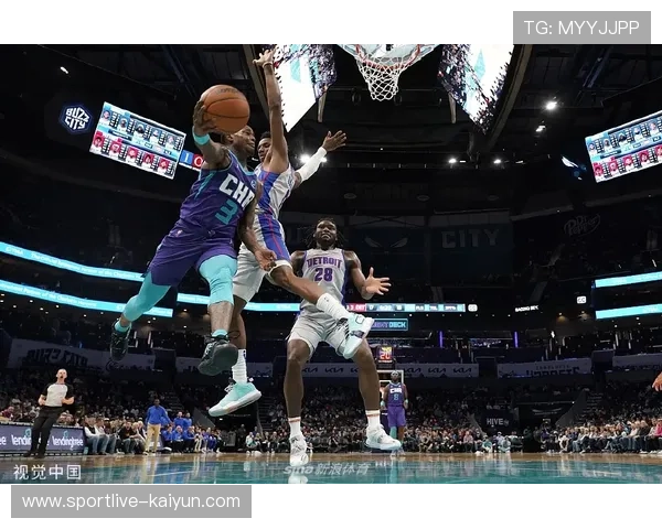 “雅库乔尼斯谈头部撞击：醒来后无碍，无球移动重要”